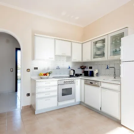 Вилла Inva Korfu